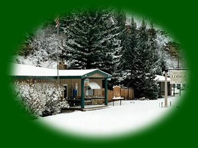 Tres Ritos Lodge main building in winter.